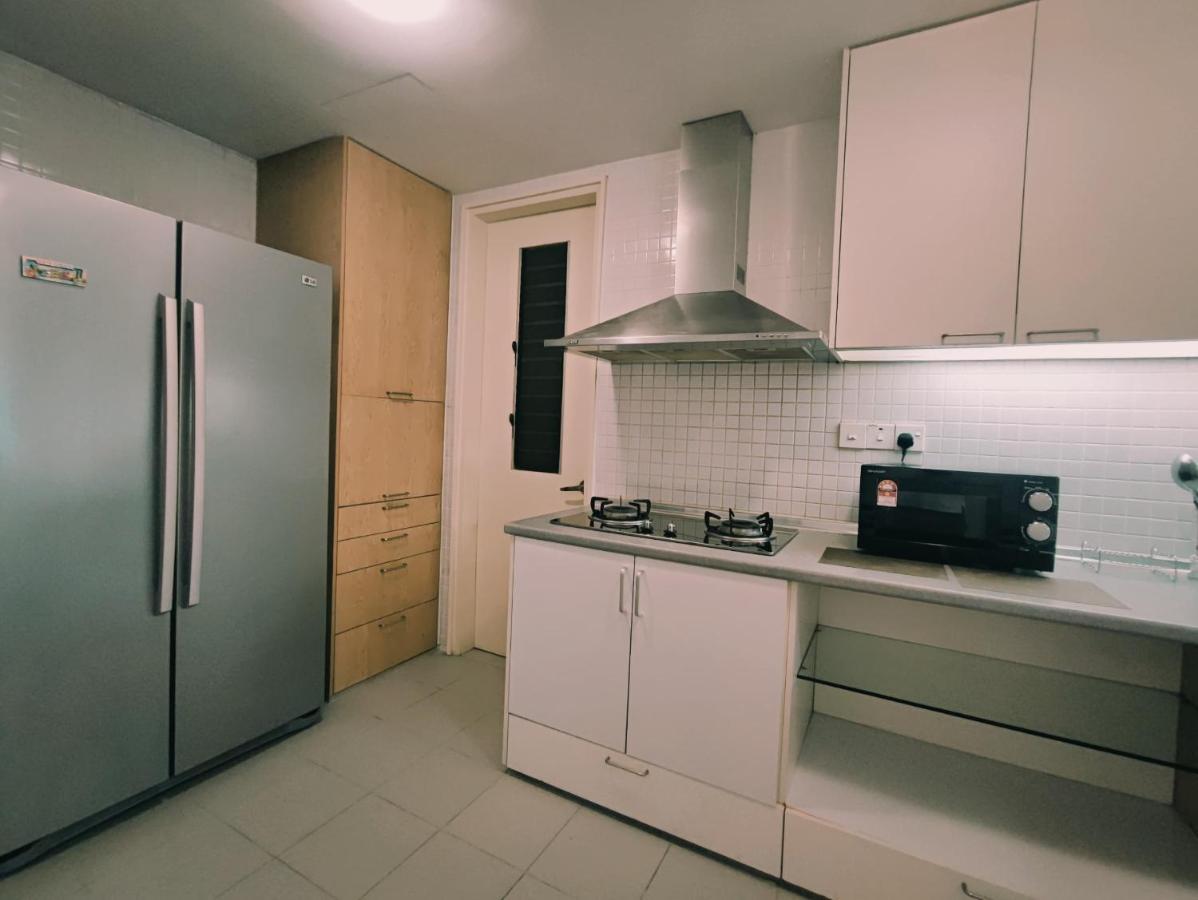Luxury Japanese Style Mont Kiara Homestay, 2 Bedroom Near 1 Mont Kiara Pangsapuri Kuala Lumpur