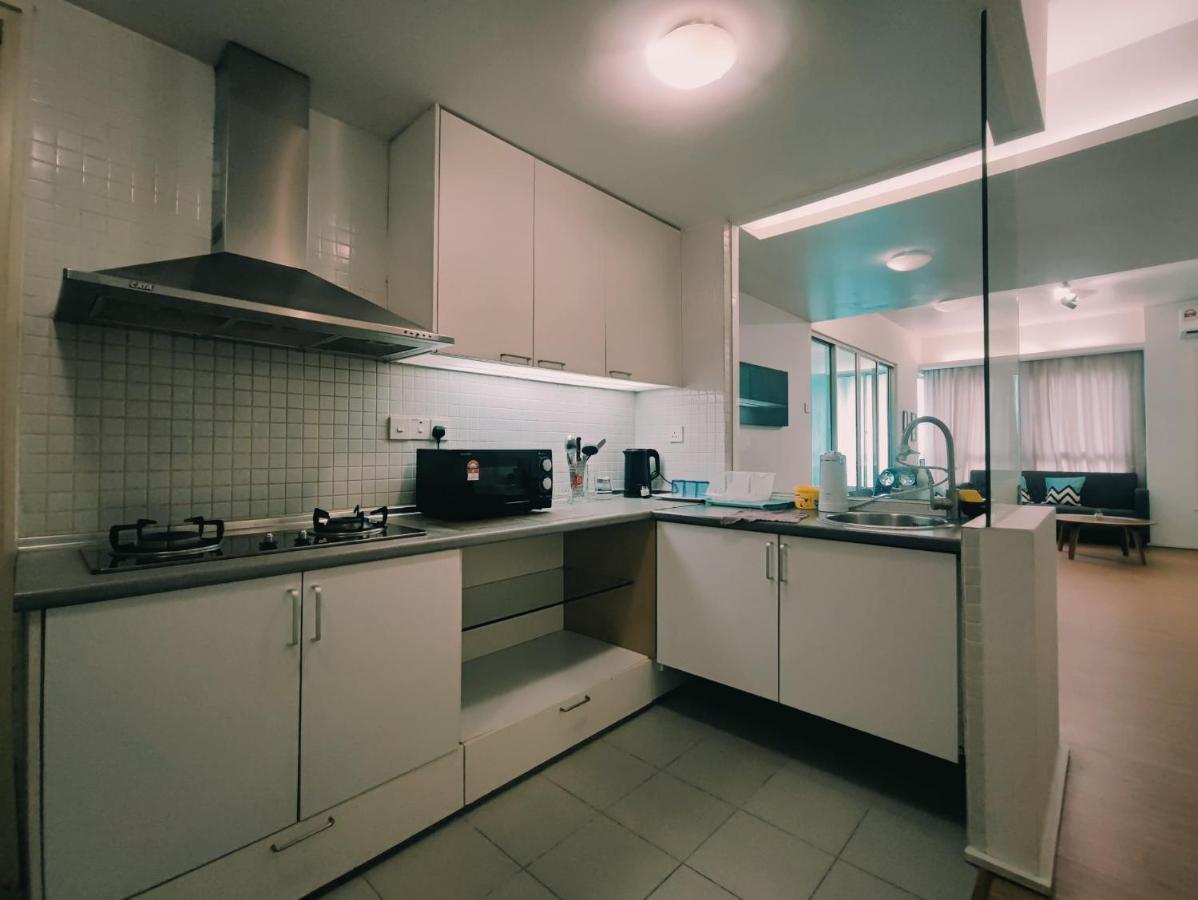 Luxury Japanese Style Mont Kiara Homestay, 2 Bedroom Near 1 Mont Kiara