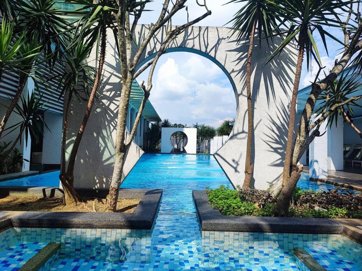 Apartment Luxury Japanese Style Mont Kiara Homestay, 2 Bedroom Near 1 Mont Kiara